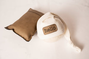 Cream "Hello" Sleepy Hat with Greige engraved patch