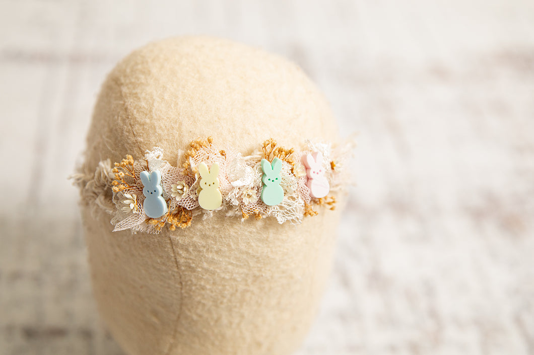 Pastel Peeps Tieback